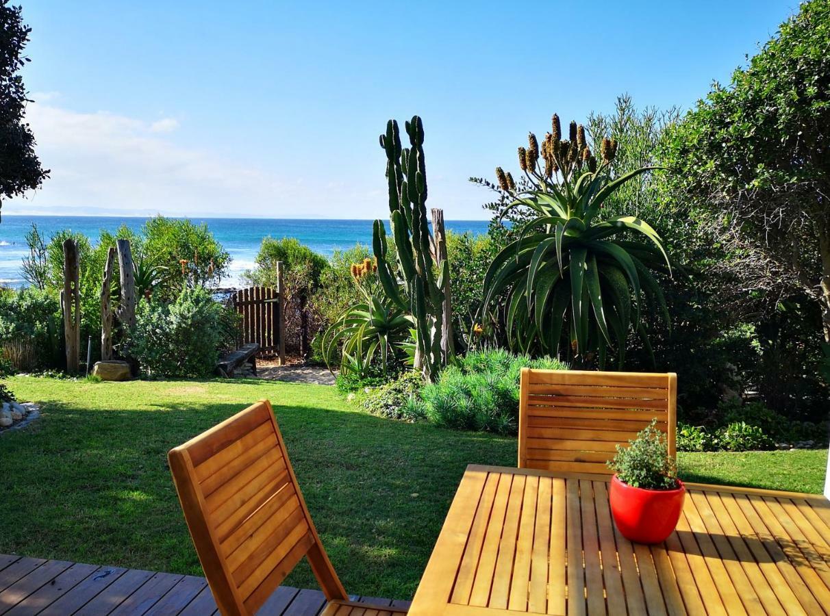 Beach Front Jeffreys Bay Exterior photo